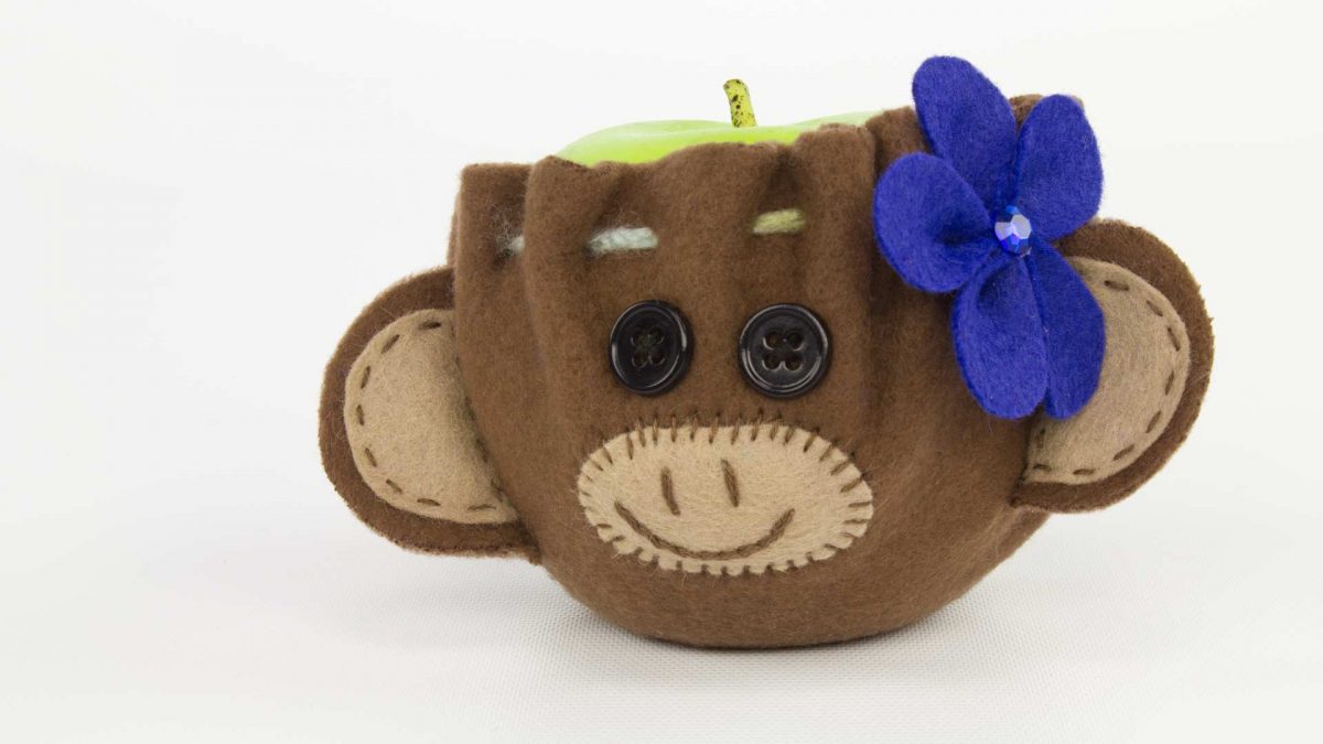 Monkey Apple Cozy Brown With Blue Flower
