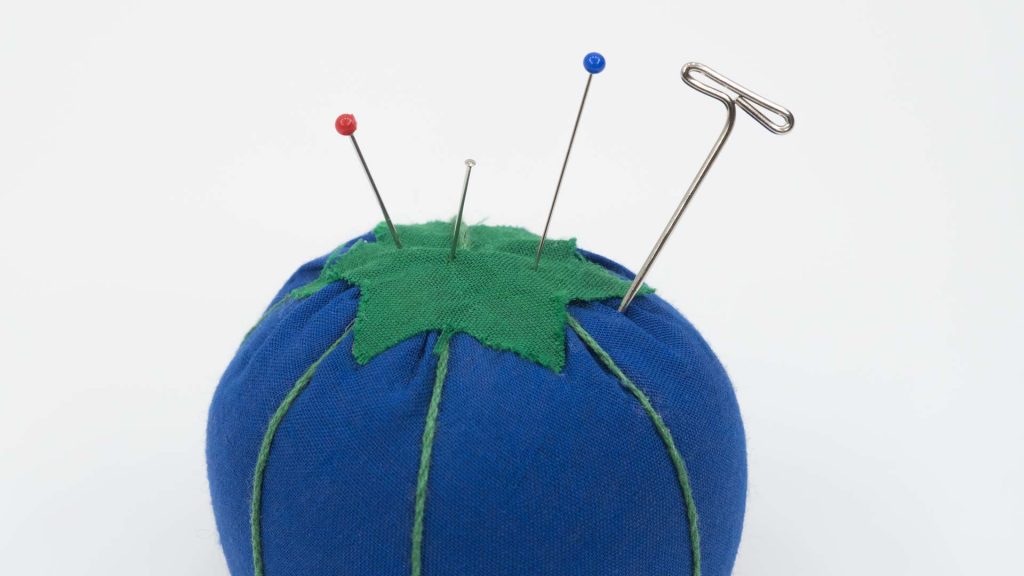 Straight Pins 101 Professor Pincushion